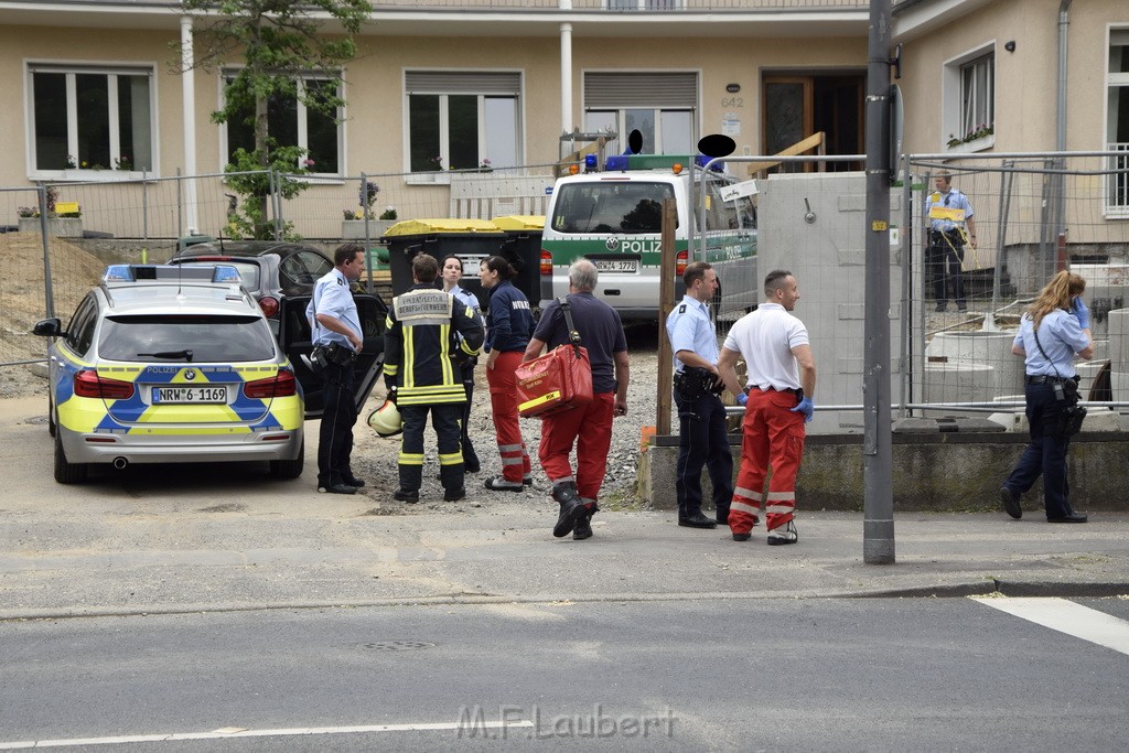 Einsatz BF Koeln Koeln Brueck Bruecker Mauspfad P50.JPG - Miklos Laubert